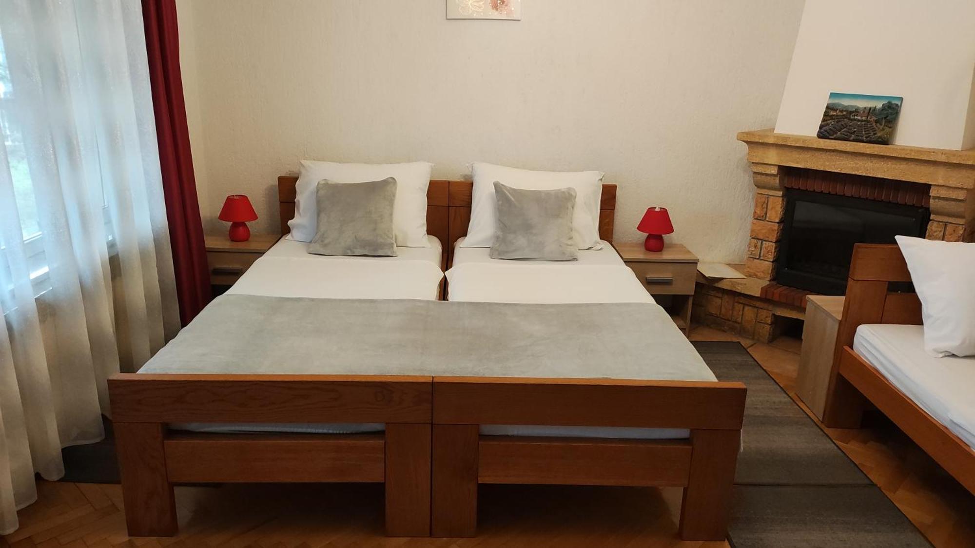 House Bogovic Apartment Karlovac